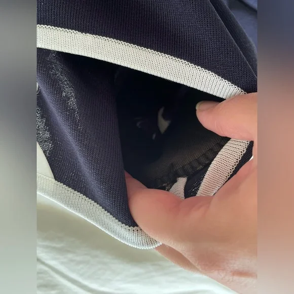 Misook Navy Blue White Trim Short Sleeve Knit Blouse Top | M - Picture 10 of 10